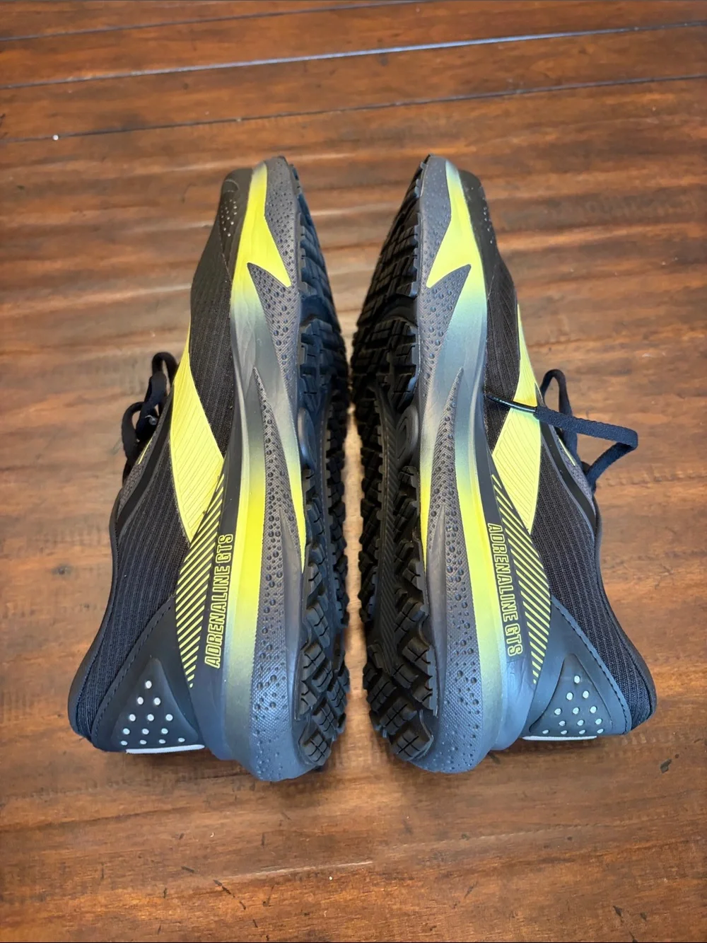 Brooks Black Adrenaline GTS Men US 8 ACs